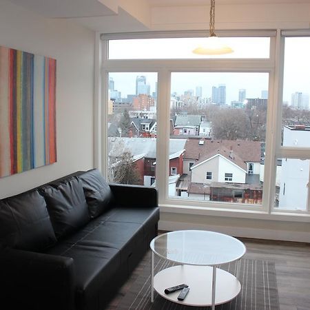 Atlas Suites- Furnished Apartments-College Street, Toronto Exterior foto
